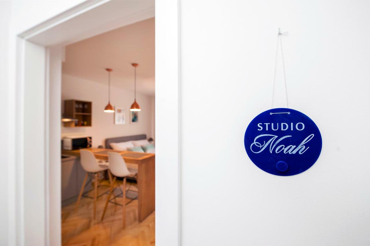 רוביני Studio Apartment Noah מראה חיצוני תמונה