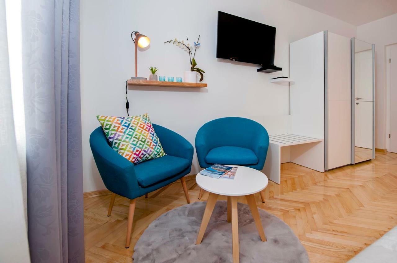 רוביני Studio Apartment Noah מראה חיצוני תמונה